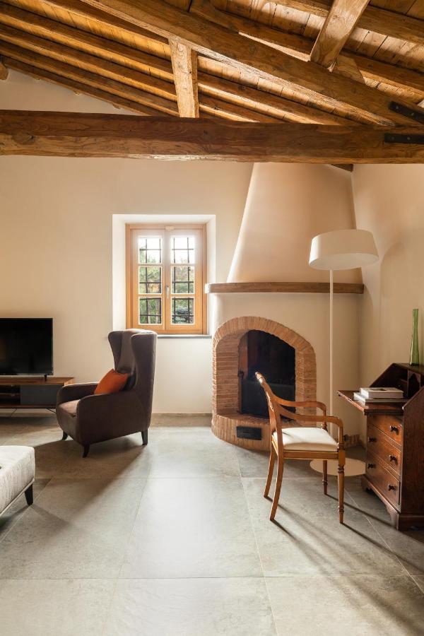 Antico Borgo Molino 7Cento Vicino Ai Giardini Di Ninfa Hotel Cori Ngoại thất bức ảnh
