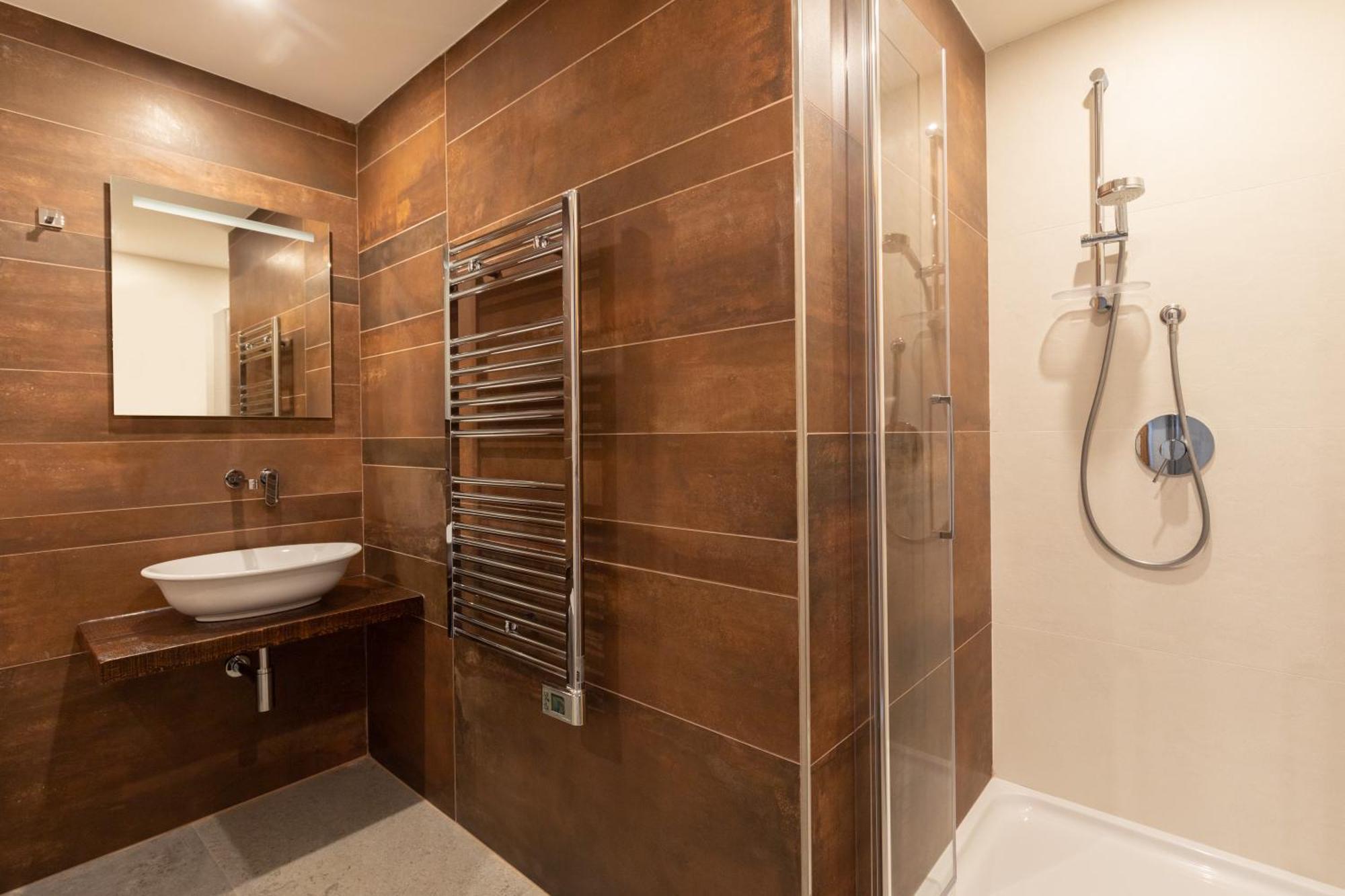 Antico Borgo Molino 7Cento Vicino Ai Giardini Di Ninfa Hotel Cori Phòng bức ảnh